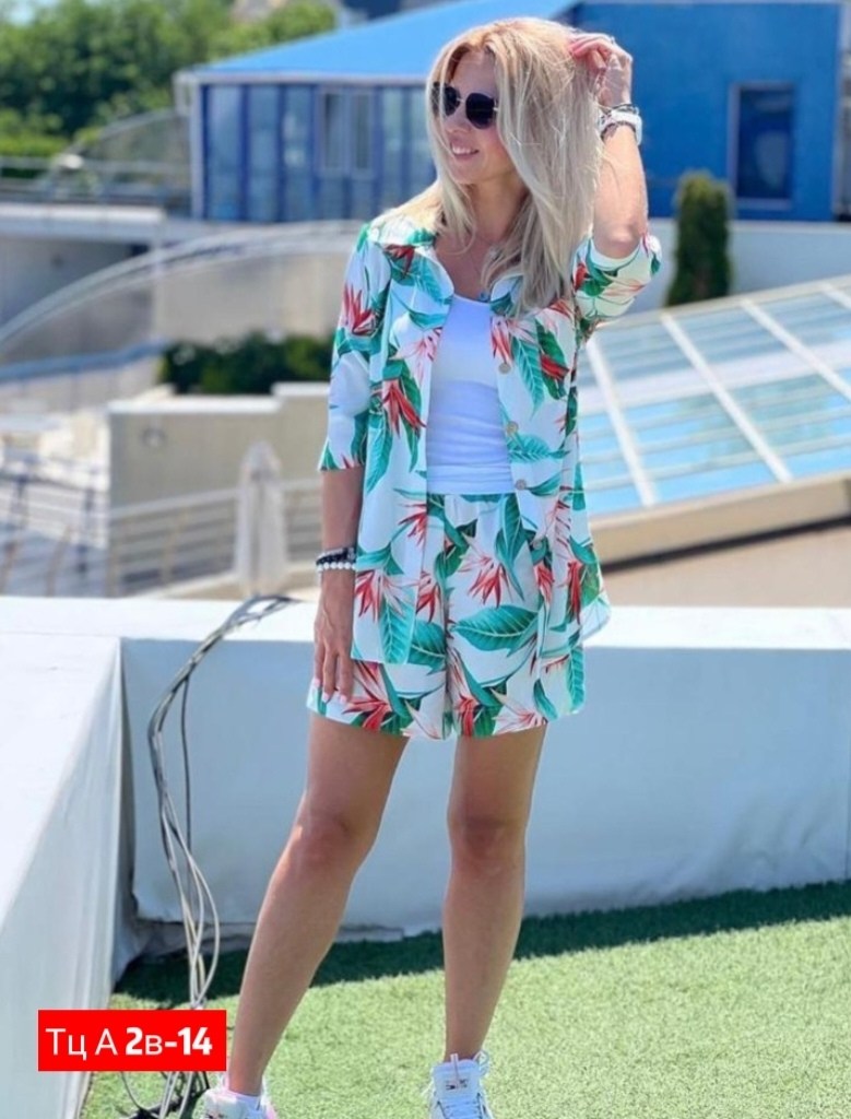 женские летние костюмы,стильный летний костюм,летний женский костюм с шортами,костюм летний с шортами и рубашкой пляжный,летние костюмы