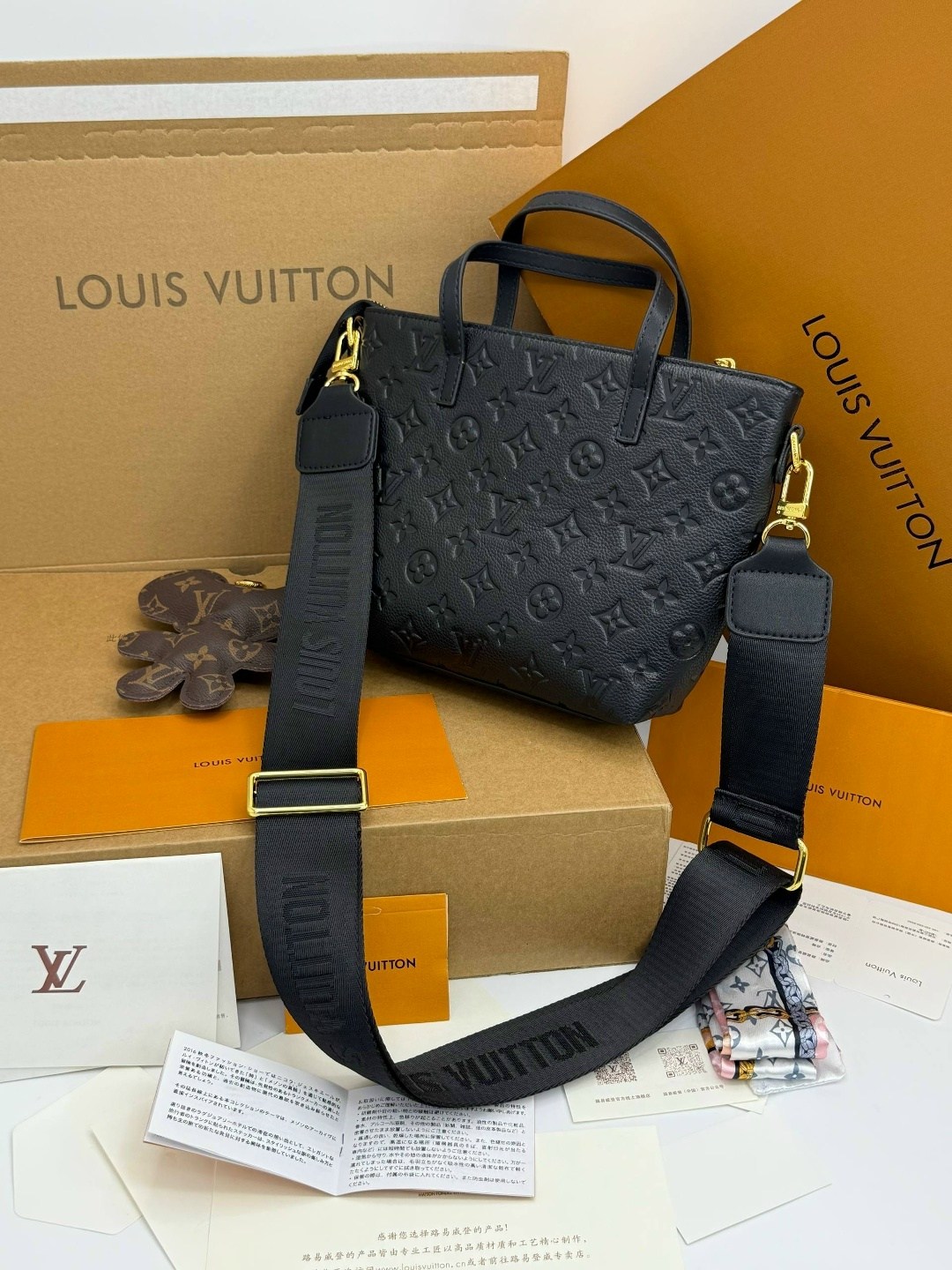 сумка женская louis vuitton,сумка louis vuitton,louis vuitton сумка на плечо,сумка луи виттон черная женская,сумка onthego pm louis vuitton