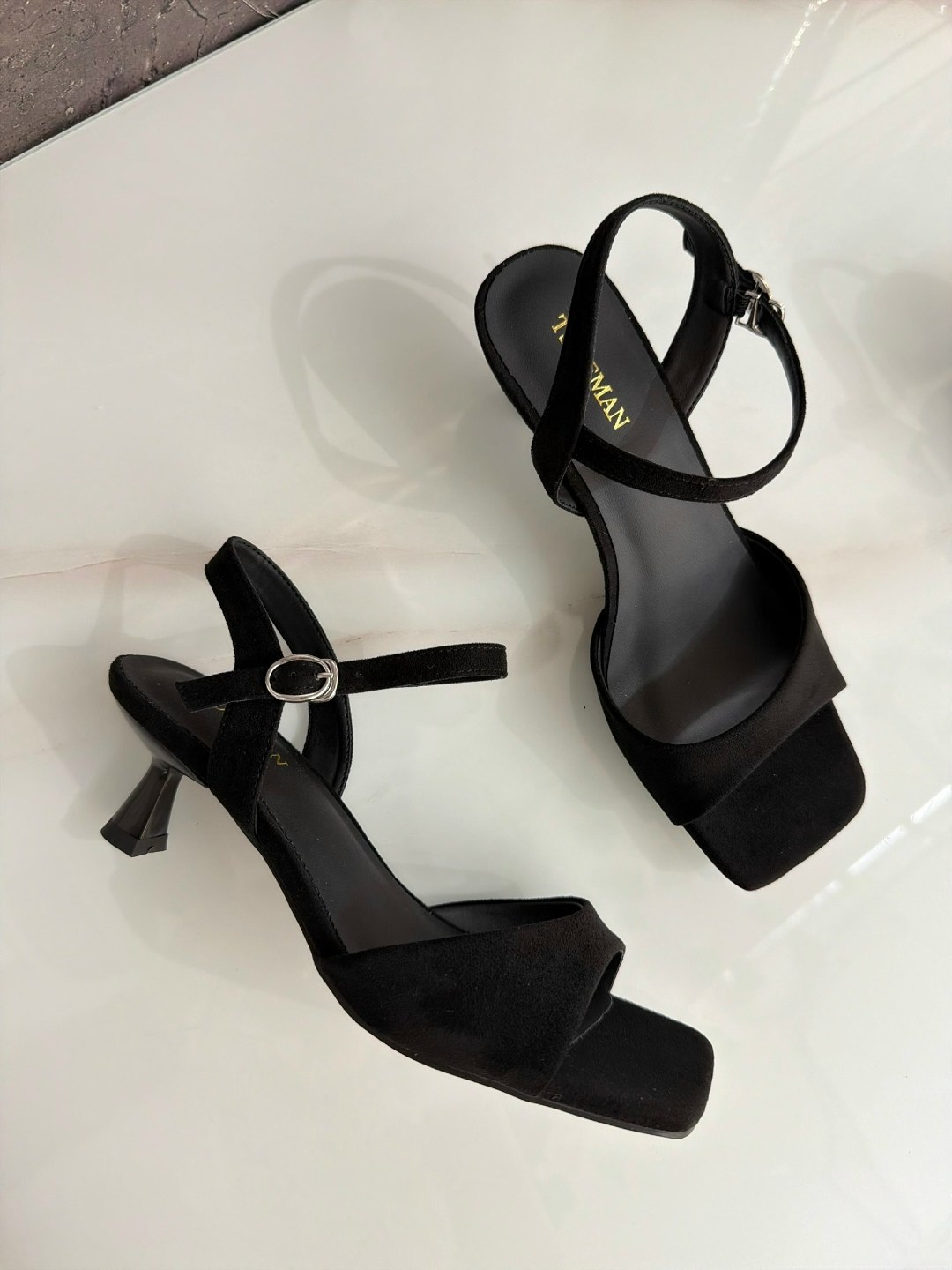 женские босоножки,,квадратные босоножки,босоножки модные,босоножки на высоком