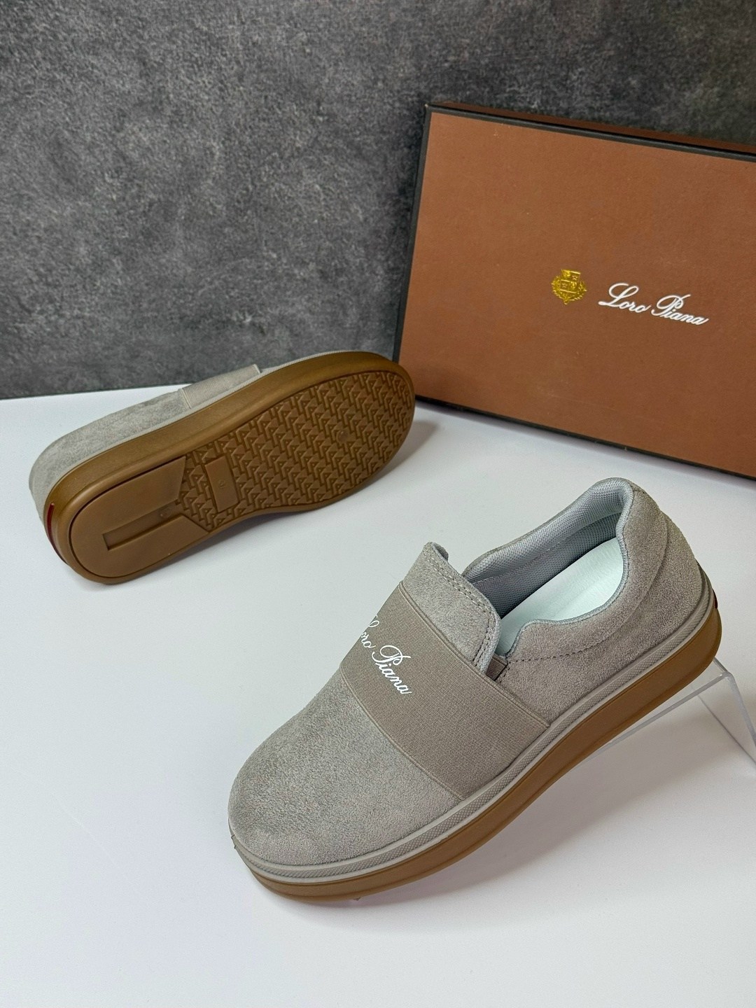 замшевые лоферы loro piana,,лоферы женские loro piana,лоферы из натуральной замши loro piana,мужские лоферы loro piana
