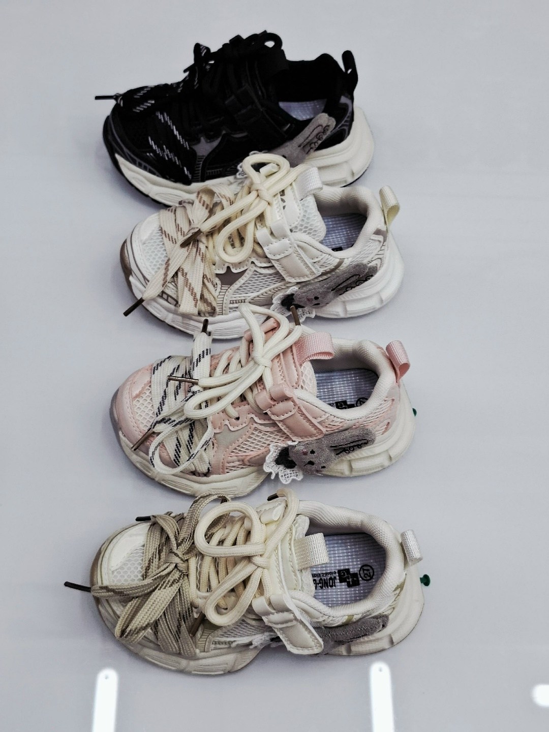 детские кроссовки,кроссовки,повседневные кроссовки,кроссовки модные,спортивная