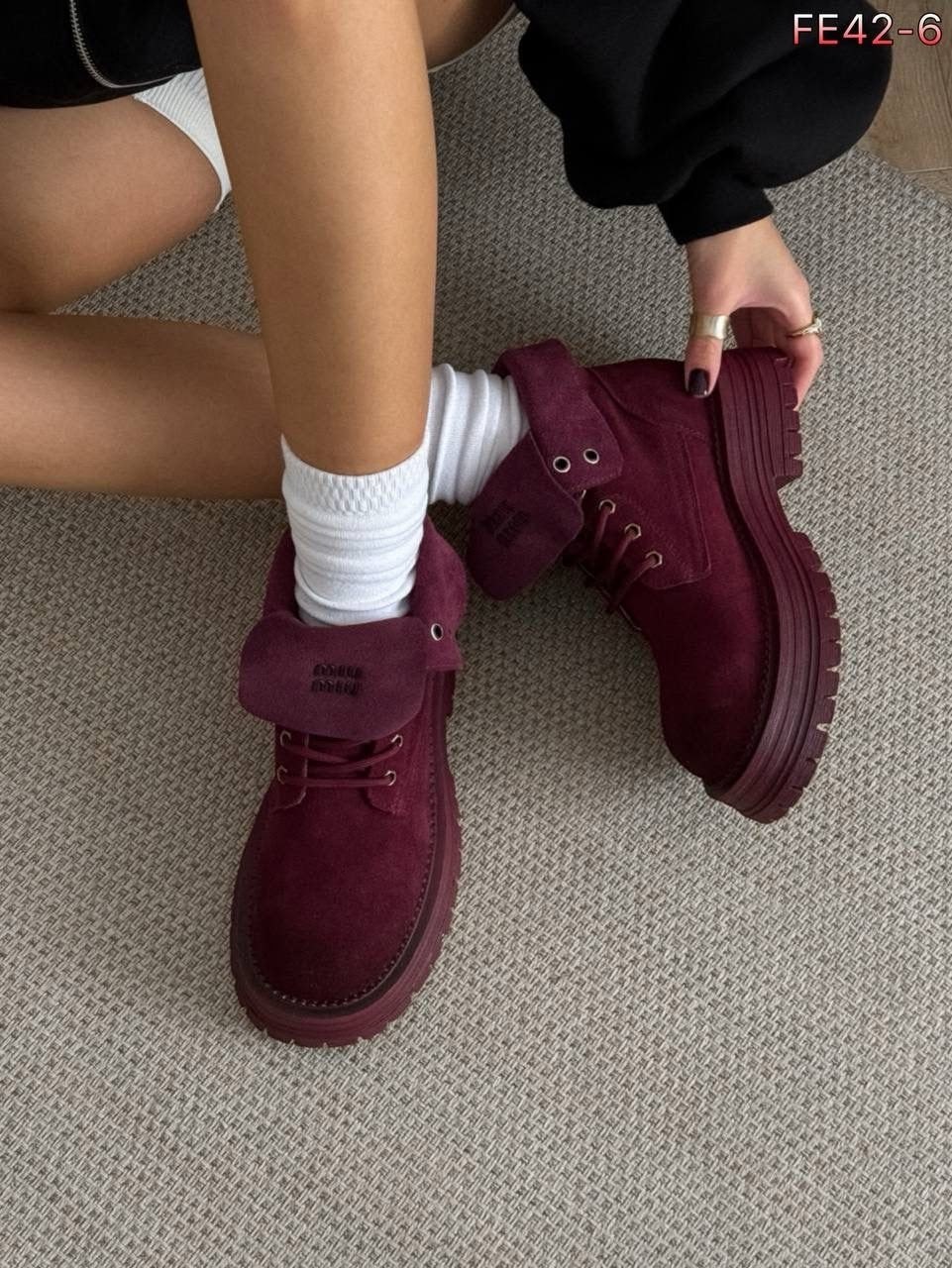 ботинки замшевые miu miu,,ботинки miu miu,ботинки,ботинки замш