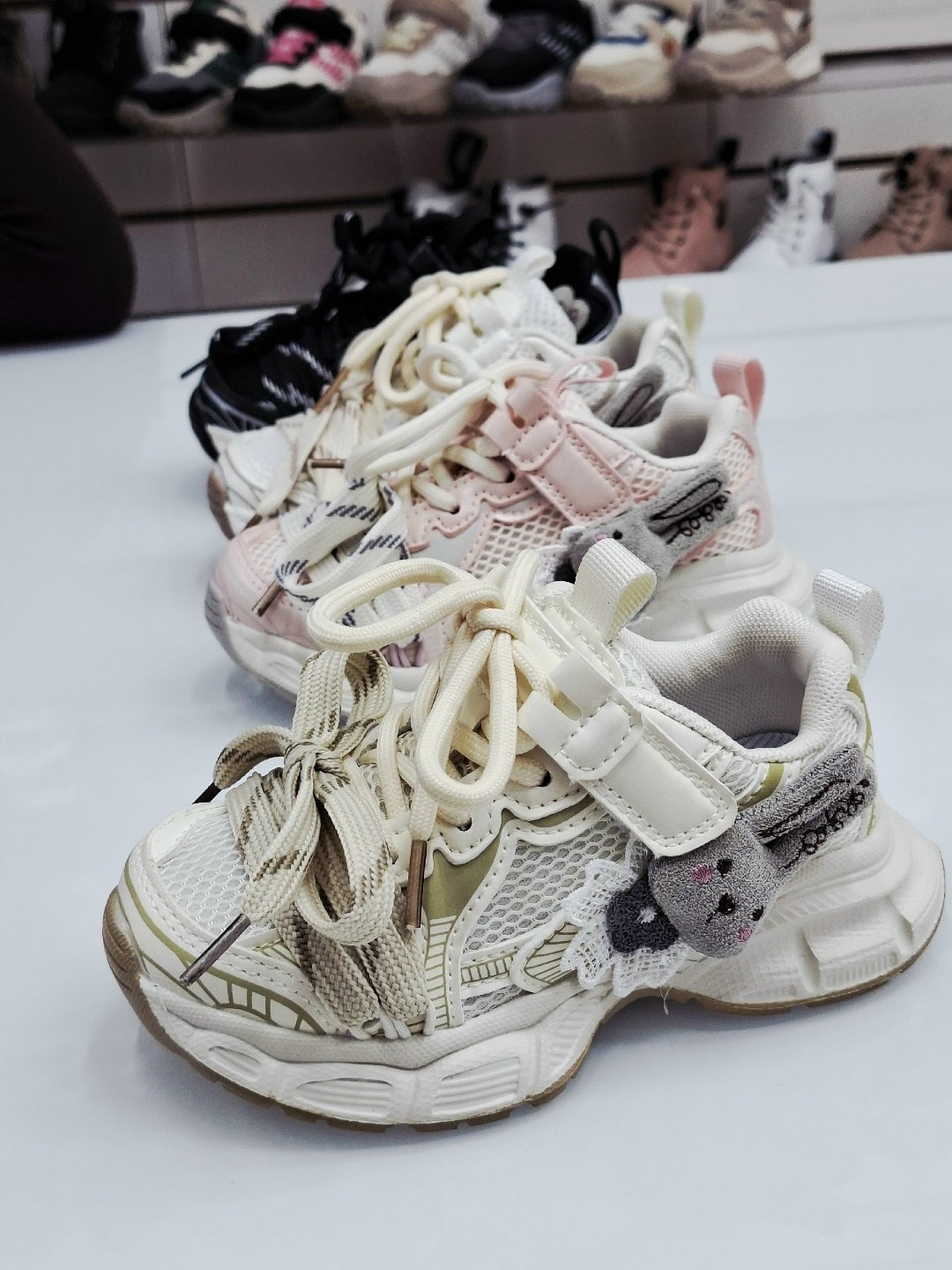 детские кроссовки,кроссовки,повседневные кроссовки,кроссовки модные,спортивная