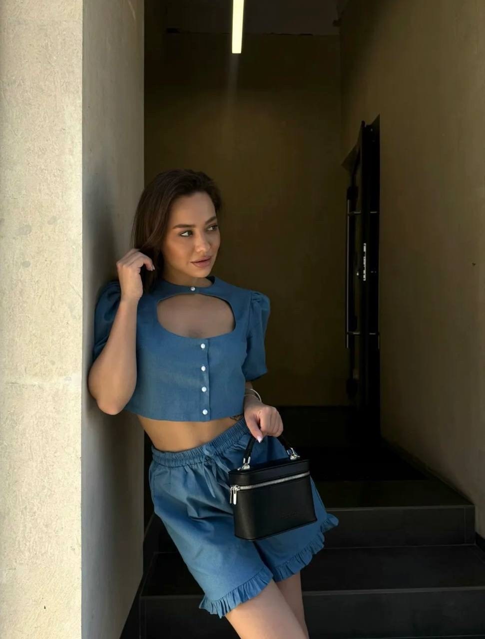 джинсовые костюмы женские,костюм с джинсовыми шортами,костюм женский с шортами,джинсовые костюмы,стильный джинсовый костюм