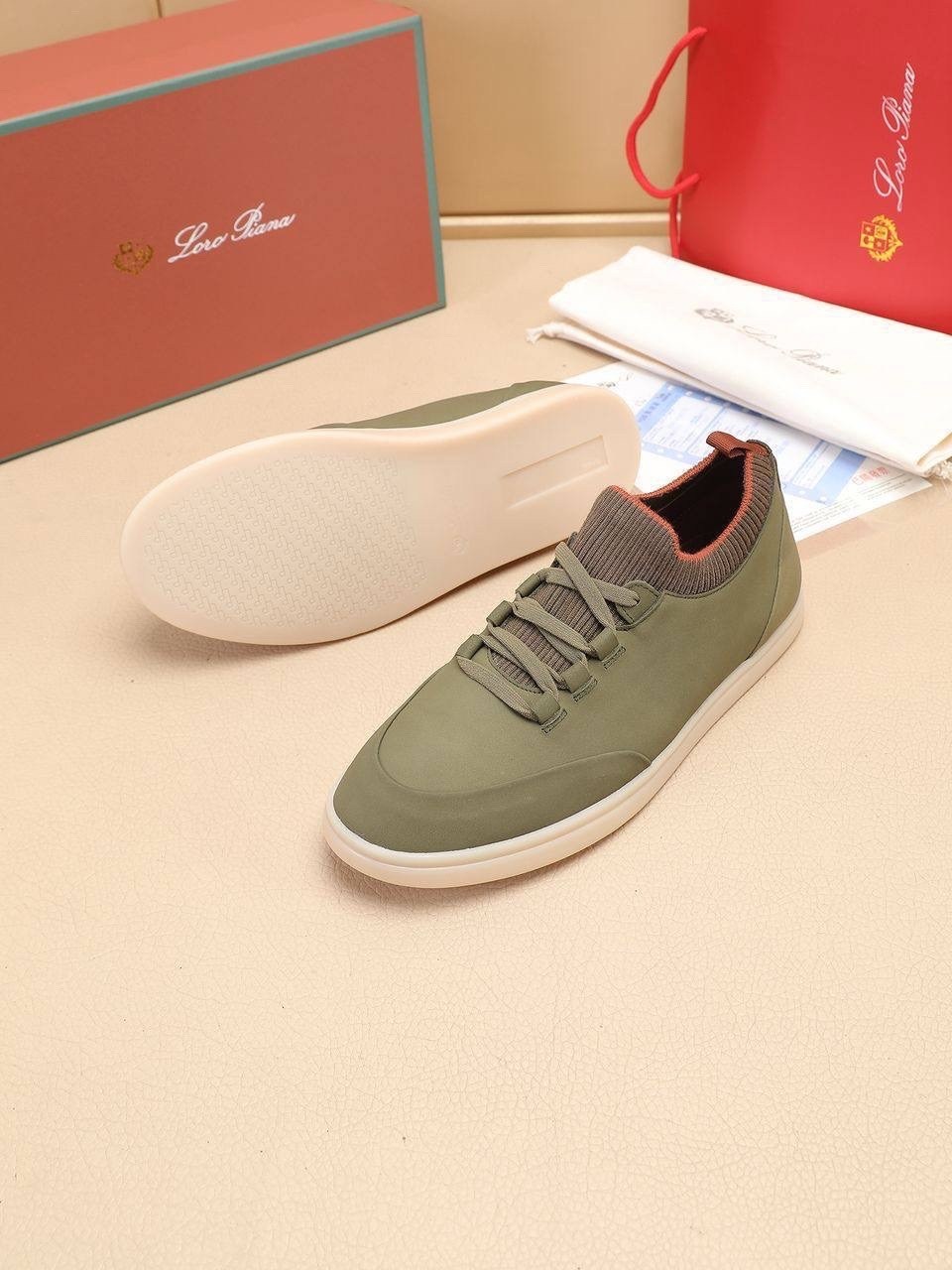 loro piana замшевые кроссовки,,кроссовки loro piana,кеды loro piana,замшевые кроссовки