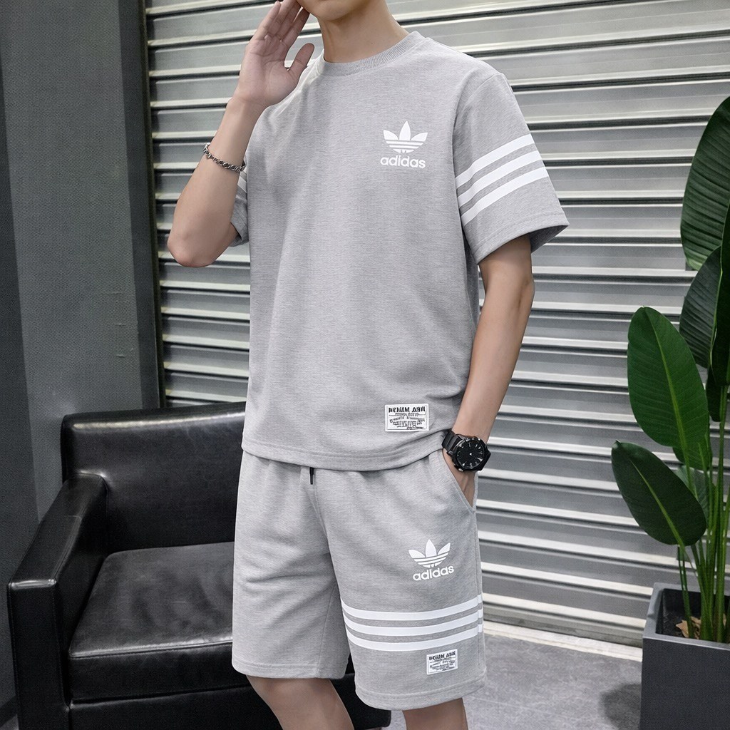 костюмы спортивный adidas,спортивный костюм летний с шортами и футболкой,спортивный костюм adidas мужской,мужской спортивный костюм с шортами и футболкой,спортивные костюм мужские с шортами