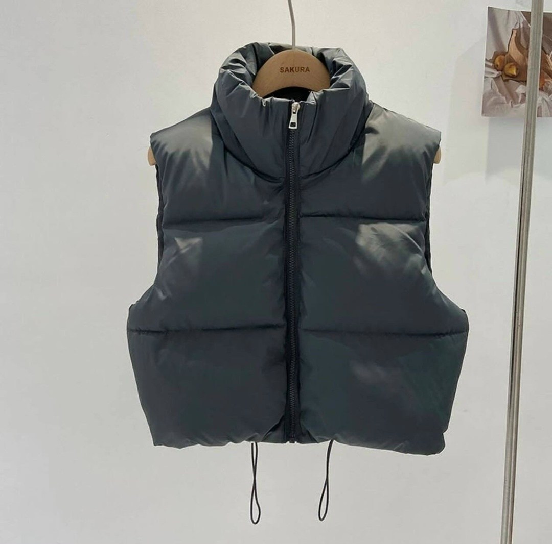 жилетка укороченная,стильная жилетка,женская жилетка,демисезонная женская жилетка,жилетка на синтепоне