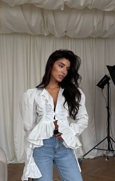 блузка с оборками,рубашка с объемными рукавами,рубашка фонарик рукав женский,рубашка женская с рюшами,блузка женская