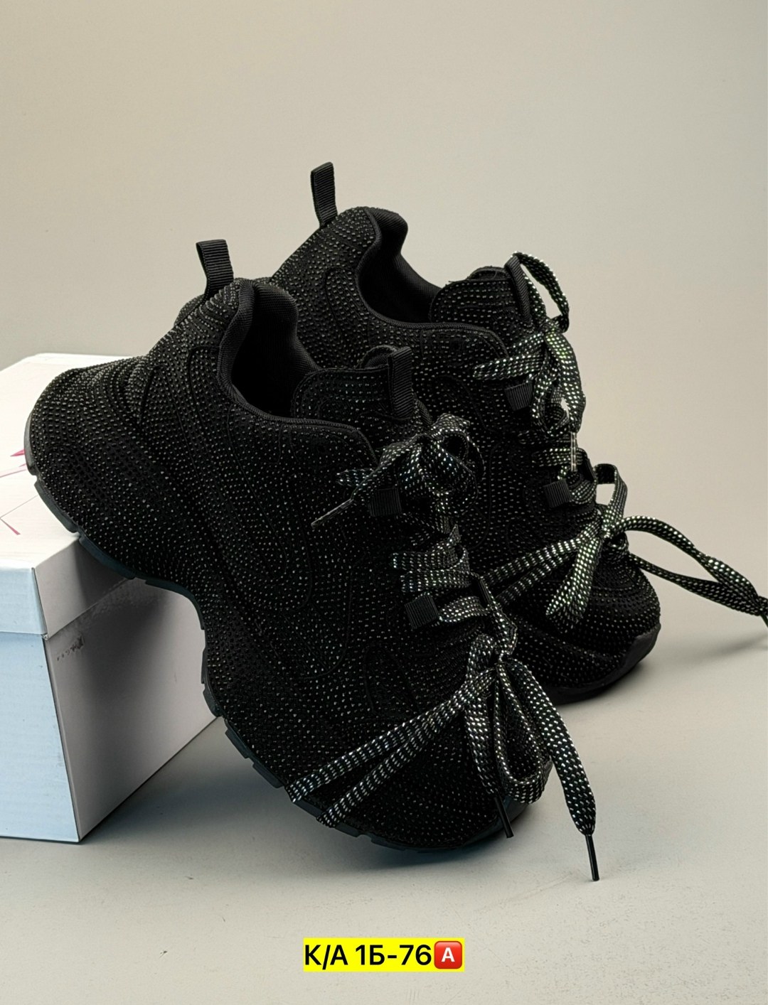 ,женские кроссовки,черные кроссовки,обуви, кроссовки