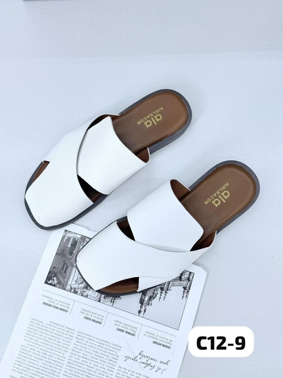 шлепанцы женские,,модные шлепанцы,шлепки женские,шлепанцы летние