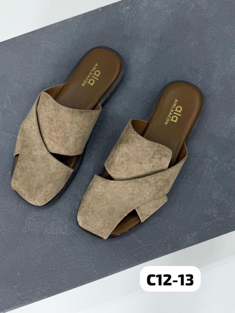 ,шлепанцы женские,шлепки женские,модные шлепанцы,шлепанцы летние