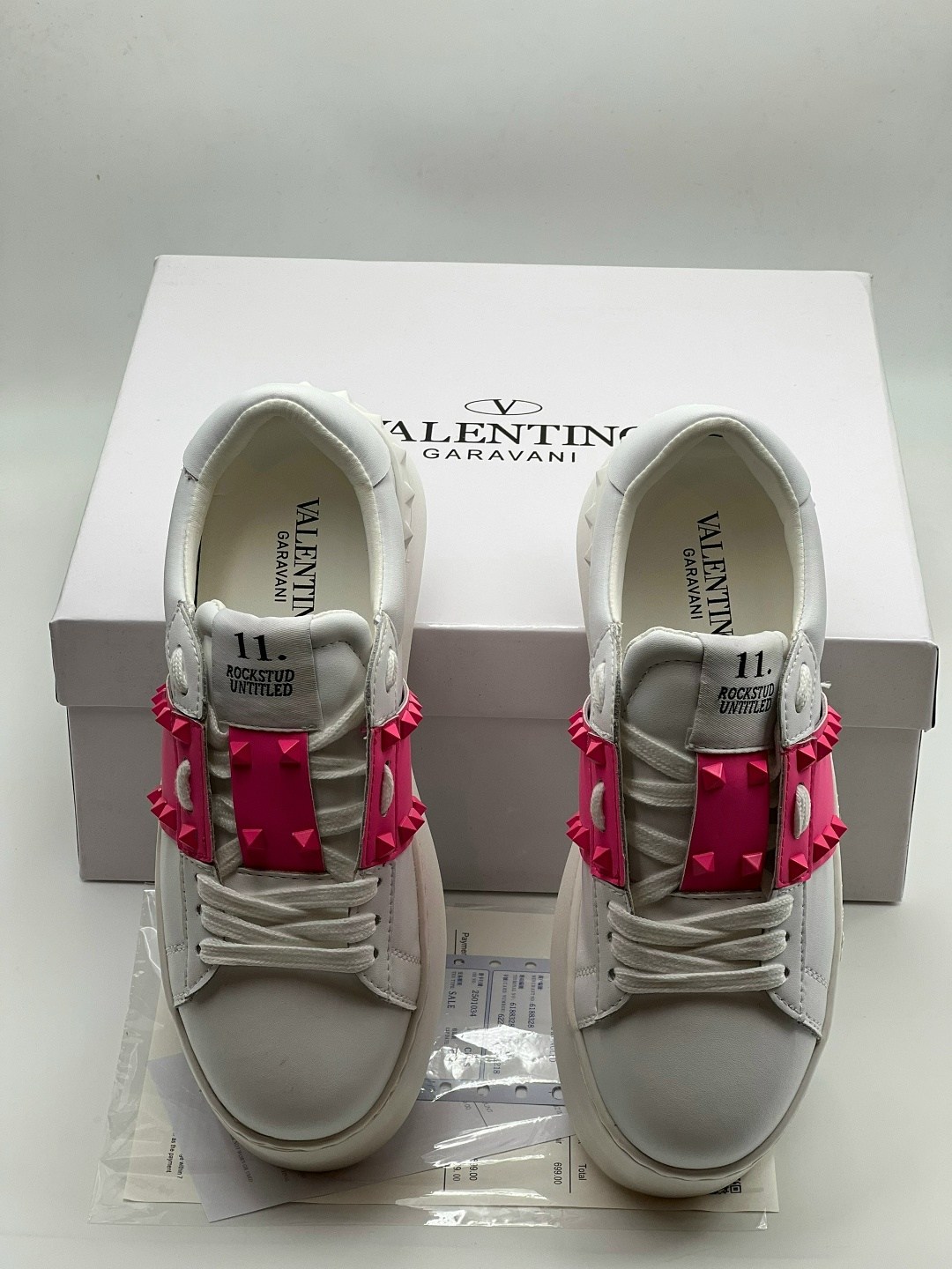 кроссовки женские valentino,кроссовки valentino,,кеды valentino,женские кожаные кроссовки valentino garavani rockstud