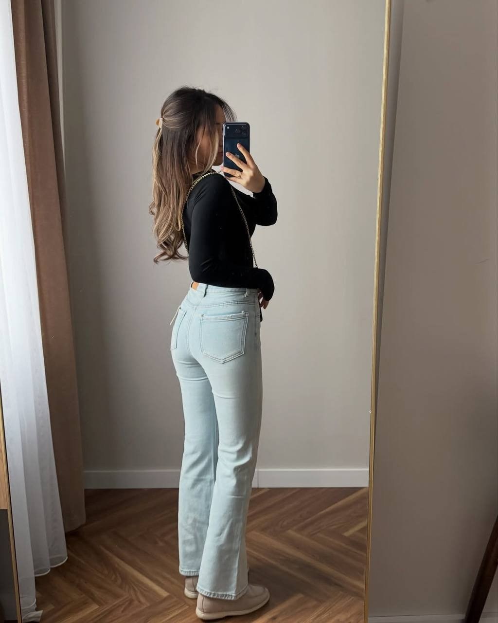 джинсы клеш,женские джинсы клеш,джинсы женские,джинсах