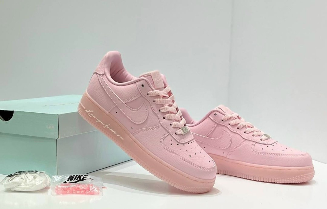 кроссовки air force 1 бледно-розовый nike,nike air force 1 07 se premium pink,кроссовки,nike air force 1 low,кроссовки nike air force 1