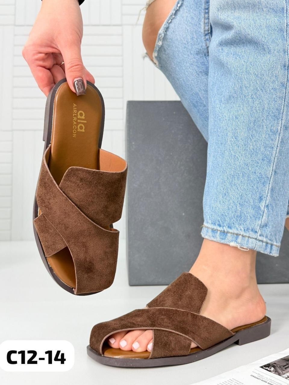 ,шлепанцы женские,шлепки женские,модные шлепанцы,шлепанцы летние