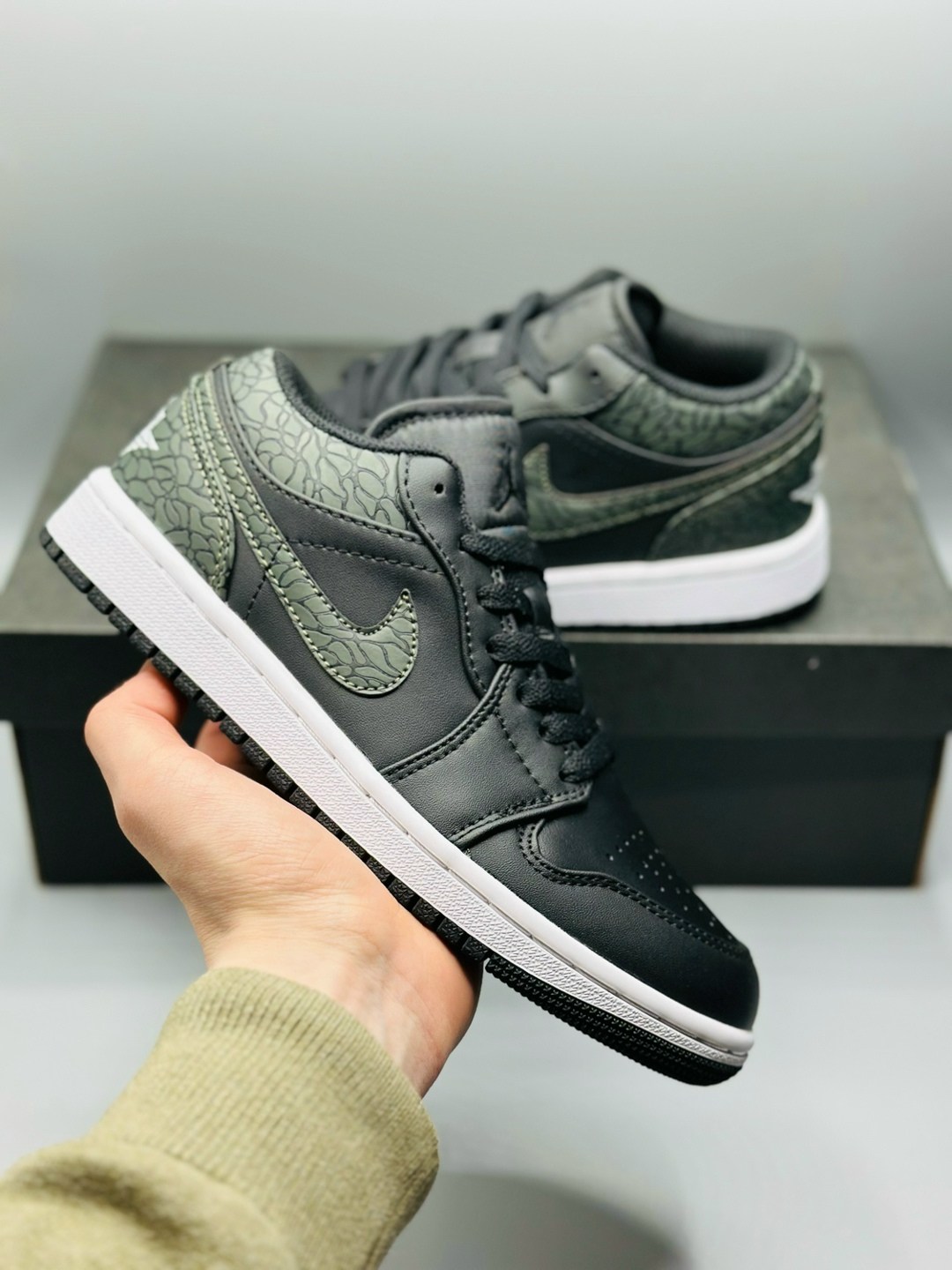 кроссовки,кроссовки кожа, женская,nike air jordan 1 low se,кроссовки