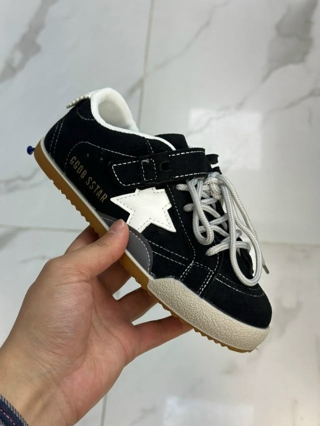 , спортивная,детская ,детские кроссовки,повседневные кроссовки