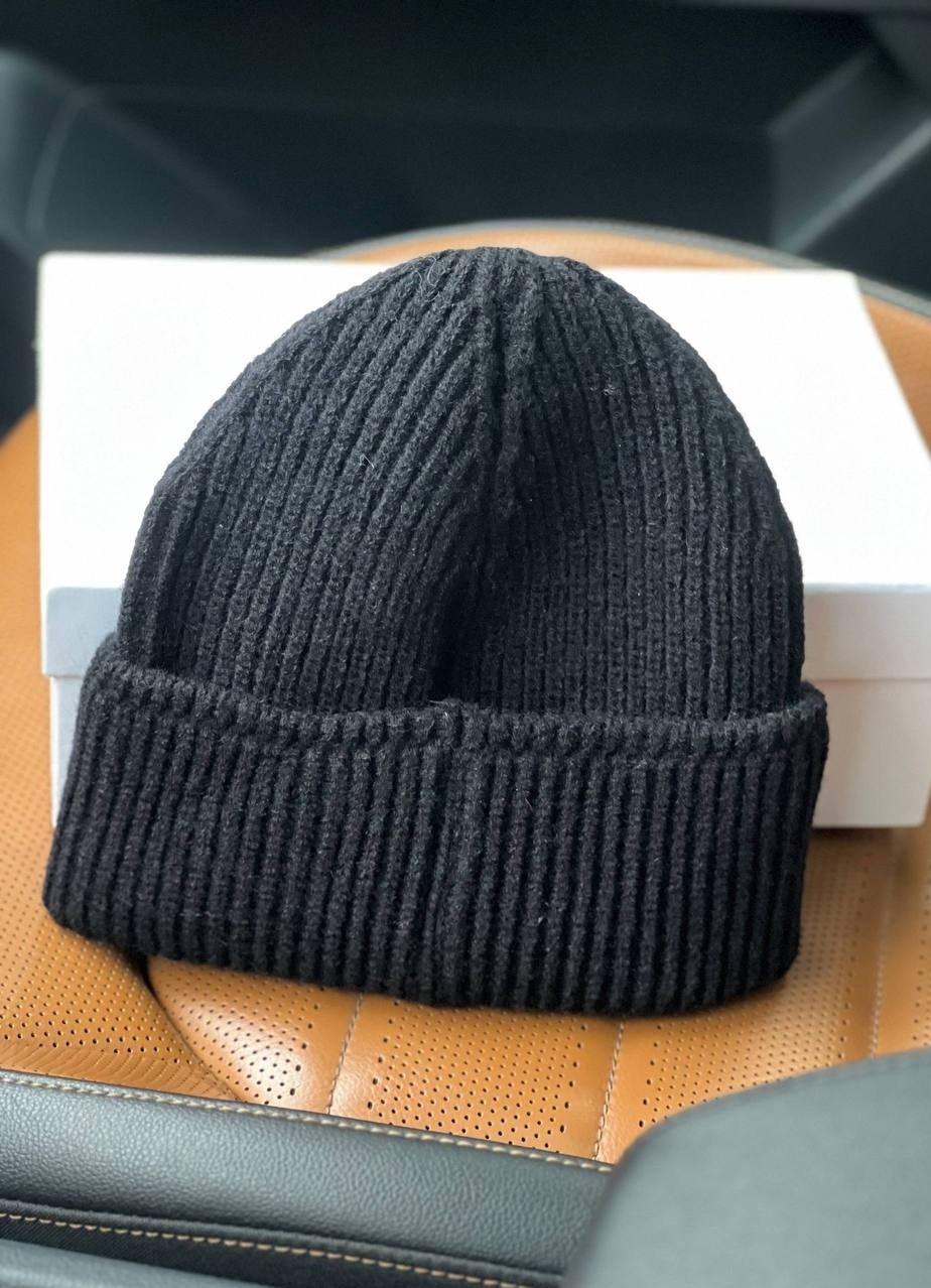 moncler шапка,шапка moncler черный,шапка moncler мужская,шапка монклер мужская,шапка moncler черная с надписью