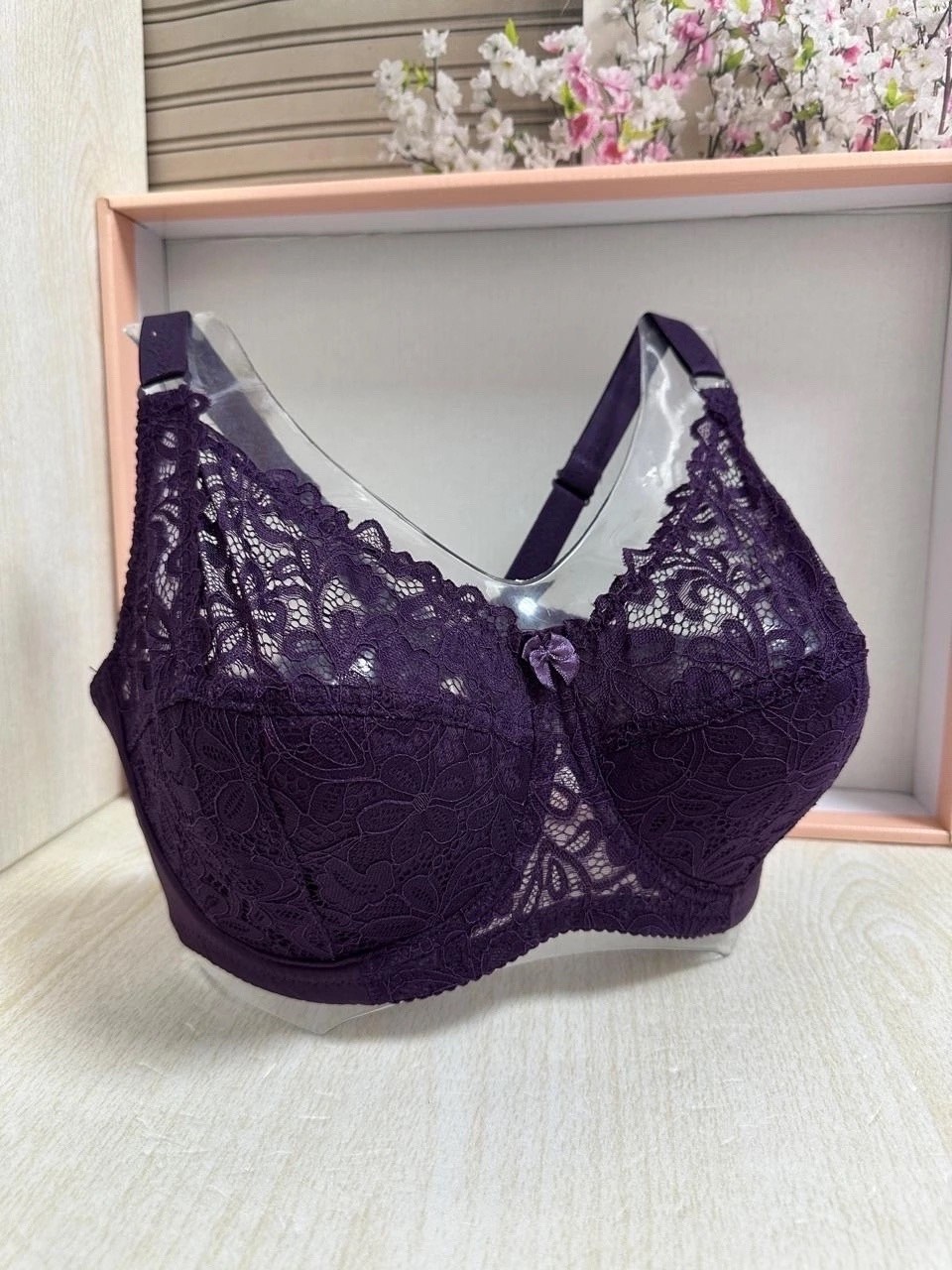 бюстгальтер женские,бюстгальтер,женская нижнее белье,бюстгальтер женское нижнее белье,бюстгальтер кружевное