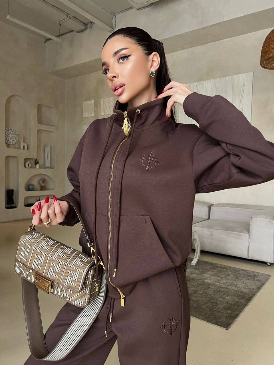 спортивный костюм женский,костюм на флисе,костюм спортивный,одежда для спорта,женский костюм