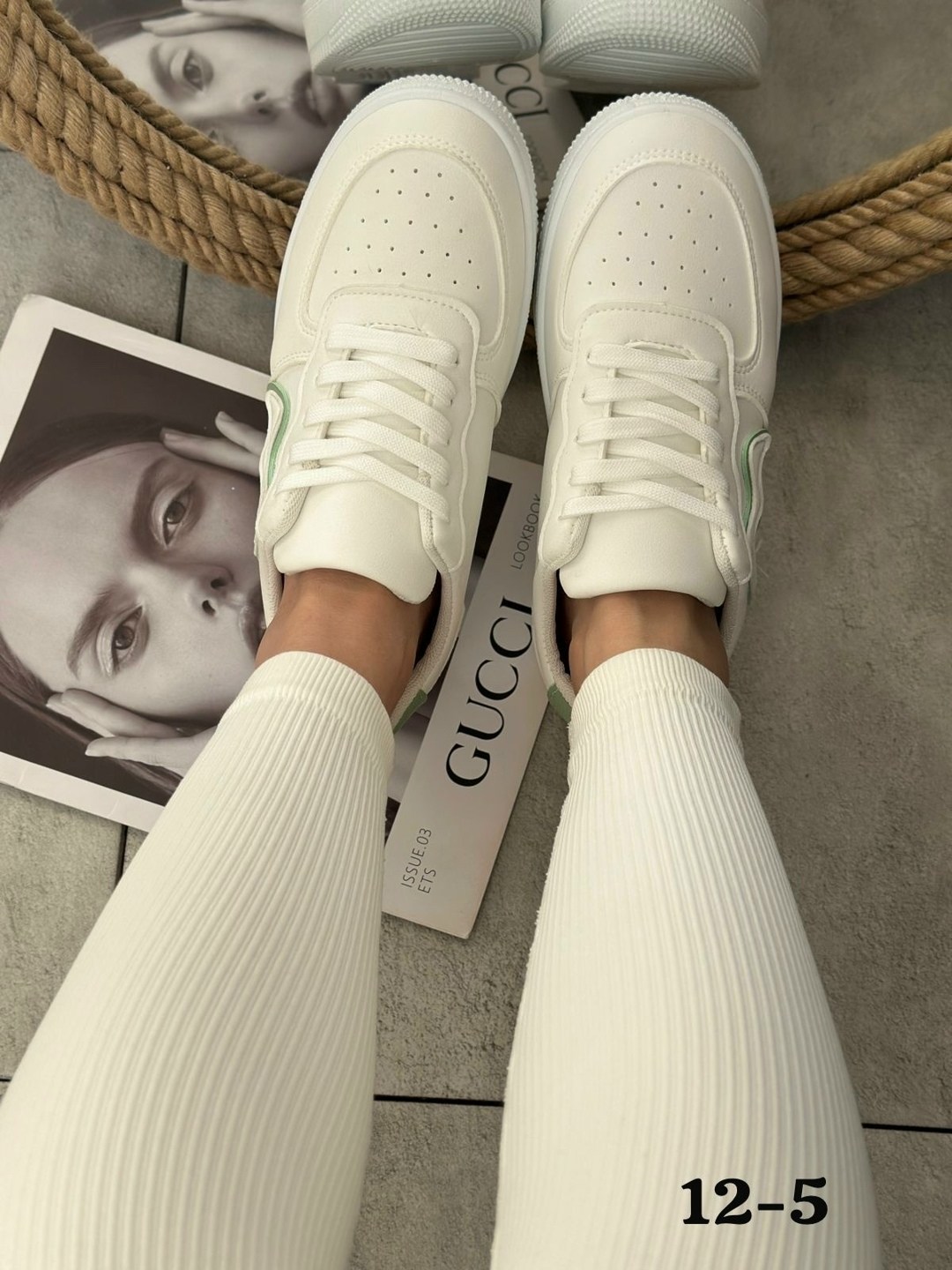 женские кроссовки,,белые кроссовки женские,белые кроссовки,кроссовки светлые