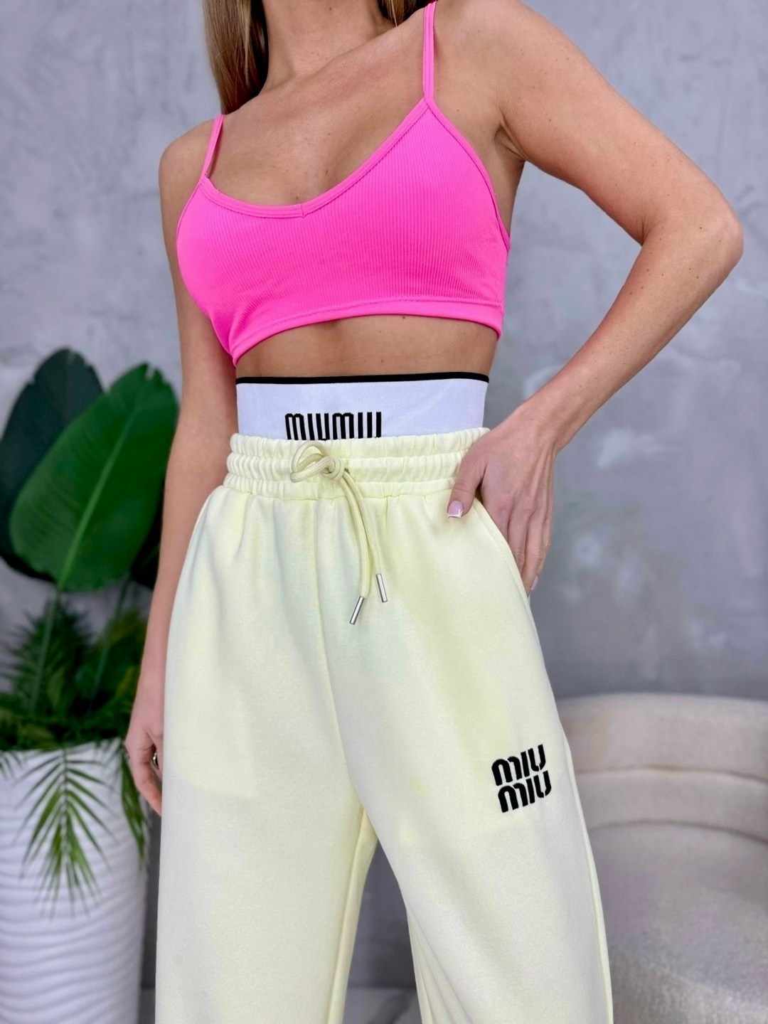 спортивные штаны женские,брюки свободные,спортивные брюки,спортивные штаны,спортивные широкие брюки