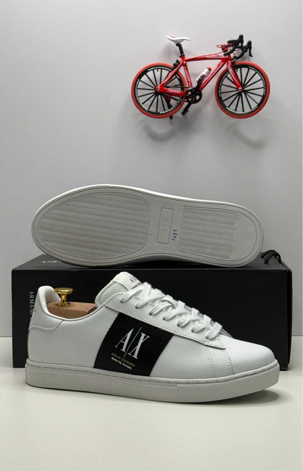 ,кроссовки мужские armani exchange,armani exchange кроссовки,armani exchange кеды,кроссовки emporio armani