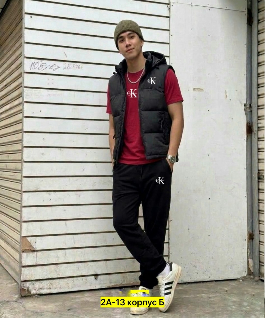 спортивный костюм тройка с жилеткой,костюм мужской спортивный тройка с жилеткой,костюм спортивный мужской с жилеткой,костюм спортивный мужской,спортивный костюм с жилеткой