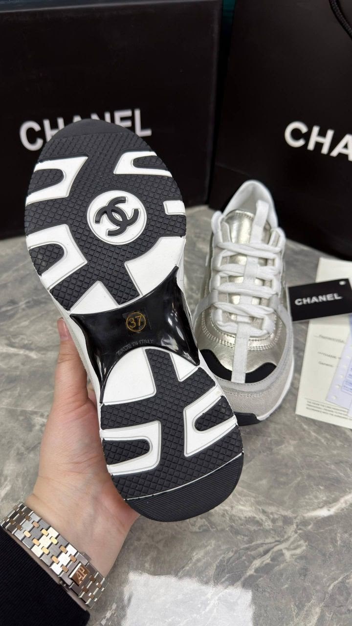 кроссовки chanel chanel кроссовки chanel,кроссовки женские chanel,кроссовки chanel,кроссовки шанель chanel цвет серебристый,модные вентилируемые кроссовки chanel