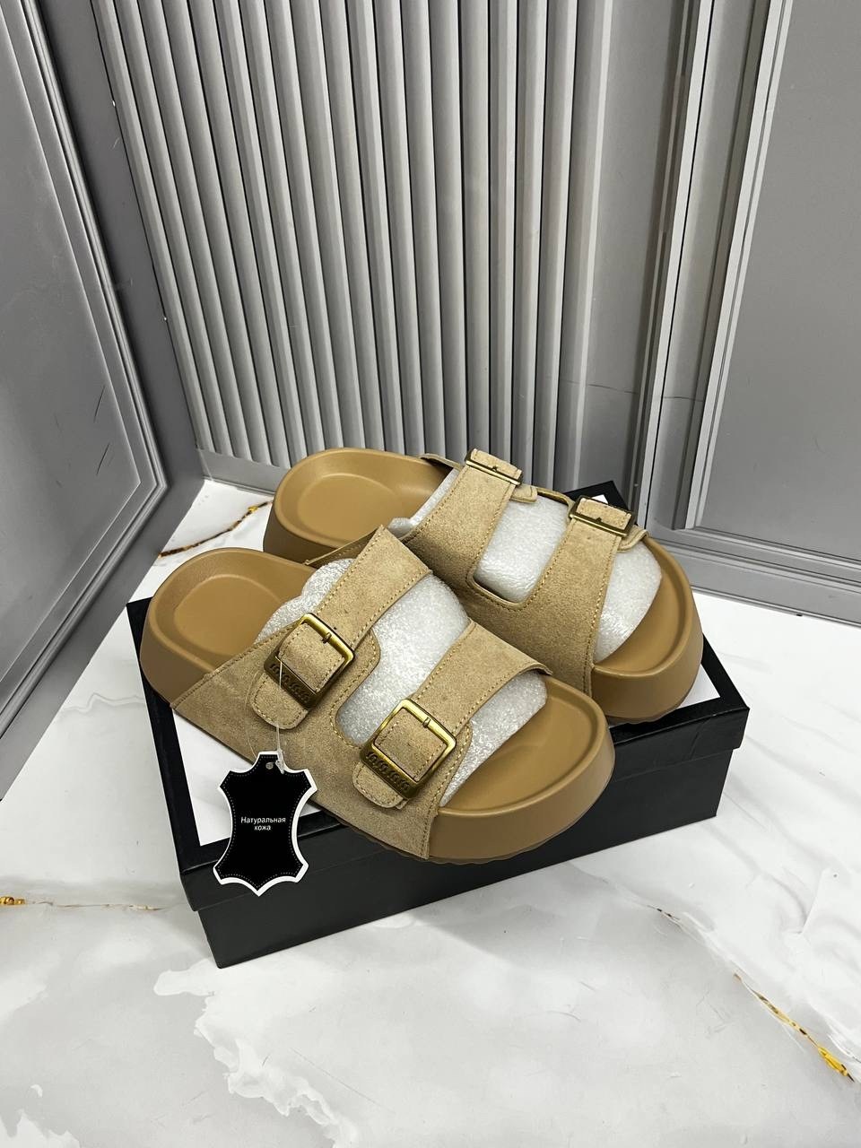 ,шлепанцы женские,модные шлепанцы,женские сандалии,сандалии