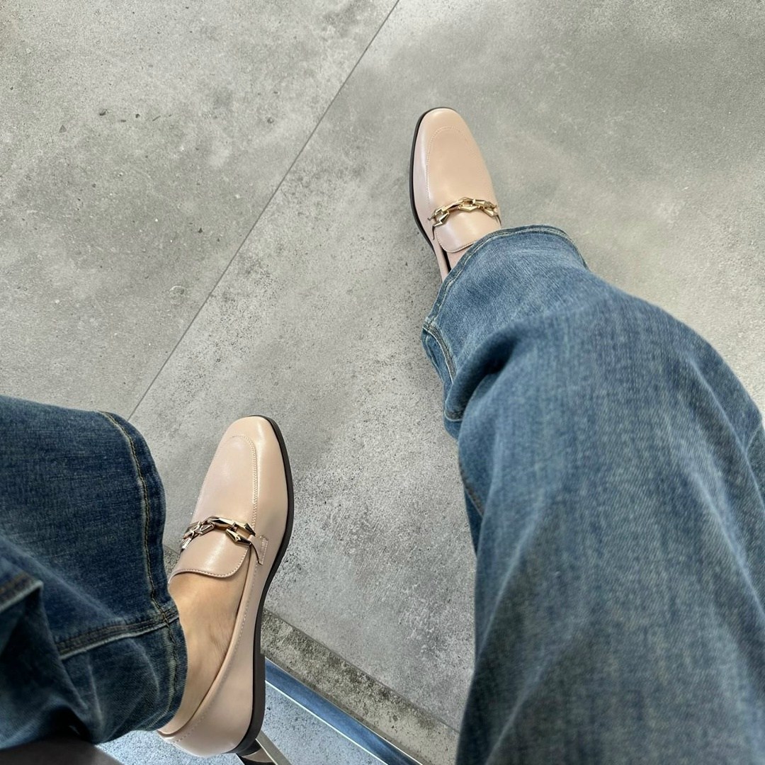 ,лоферы женские,лоферы женские модные,лоферы модные,бежевые лоферы