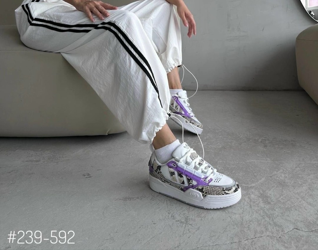 ,женские кроссовки,adidas женские кроссовки,кроссовки adidas,кроссовки adidas originals adi 2000