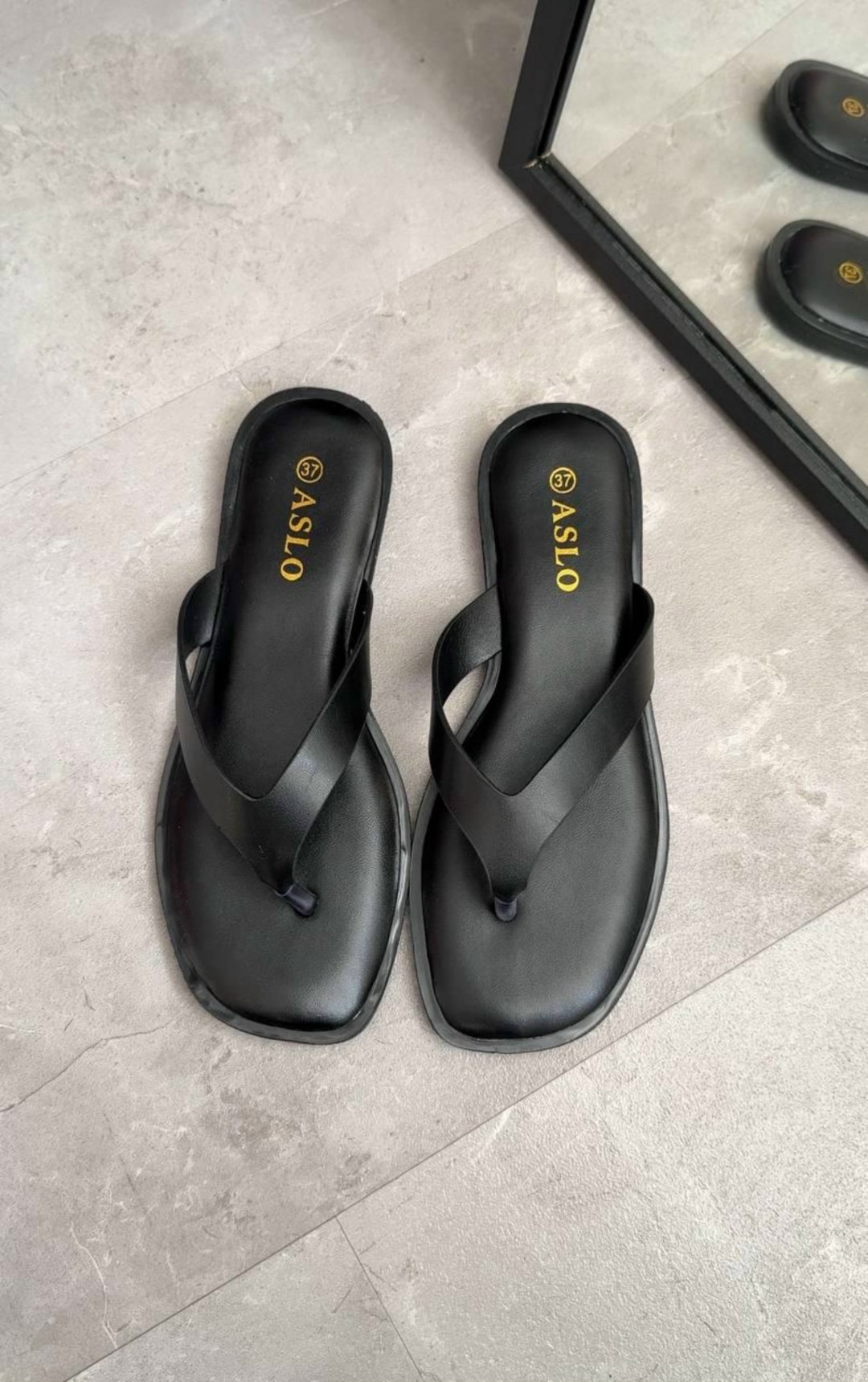 ,шлепанцы зара,женские шлепанцы,кожаные шлепанцы,шлепанцы летние