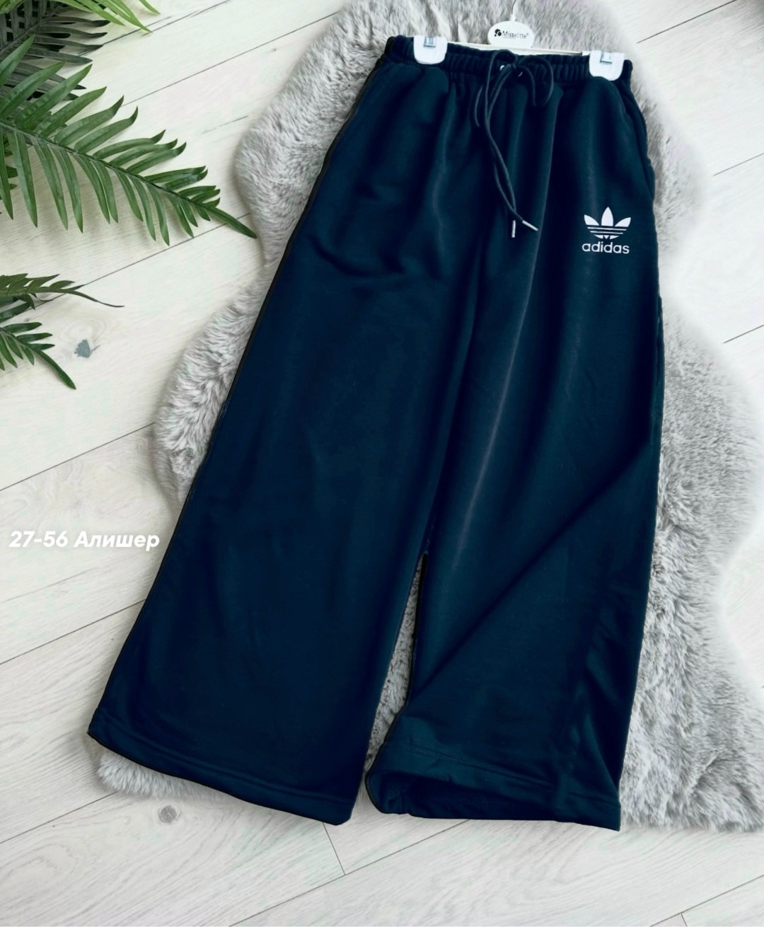 брюки спортивные adidas,спортивные брюки adidas originals светло-серые,спортивные брюки,брюки женские adidas,штаны спортивные адидас женские