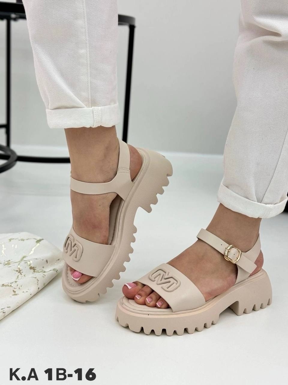 босоножки бежевые на платформе,босоножки женские,,летняя босоножки женская,модные босоножки