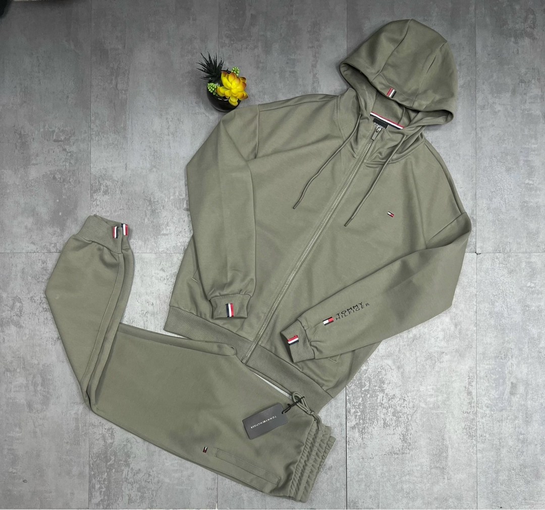 спортивный костюм tommy hilfiger,спортивный костюм томми хилфигер,мужской спортивный костюм на флисе,спортивные костюм,мужские спортивные костюмы