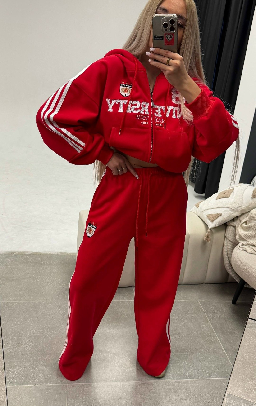 loro piana женский красный костюм,спортивный костюм женский,костюм спортивный,женский красный костюм miu miu,красные спортивные костюмы