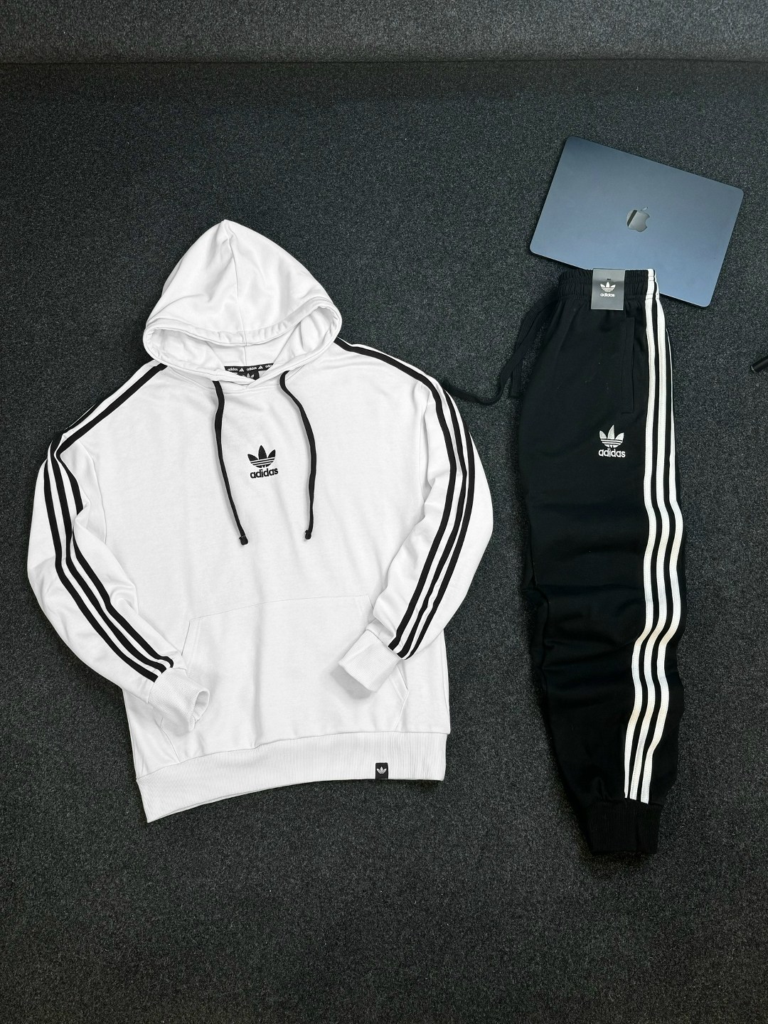 спортивный костюм adidas,спортивный костюм adidas (originals),мужской спортивный костюм adidas,спортивный костюм адидас,костюм адидас люкс