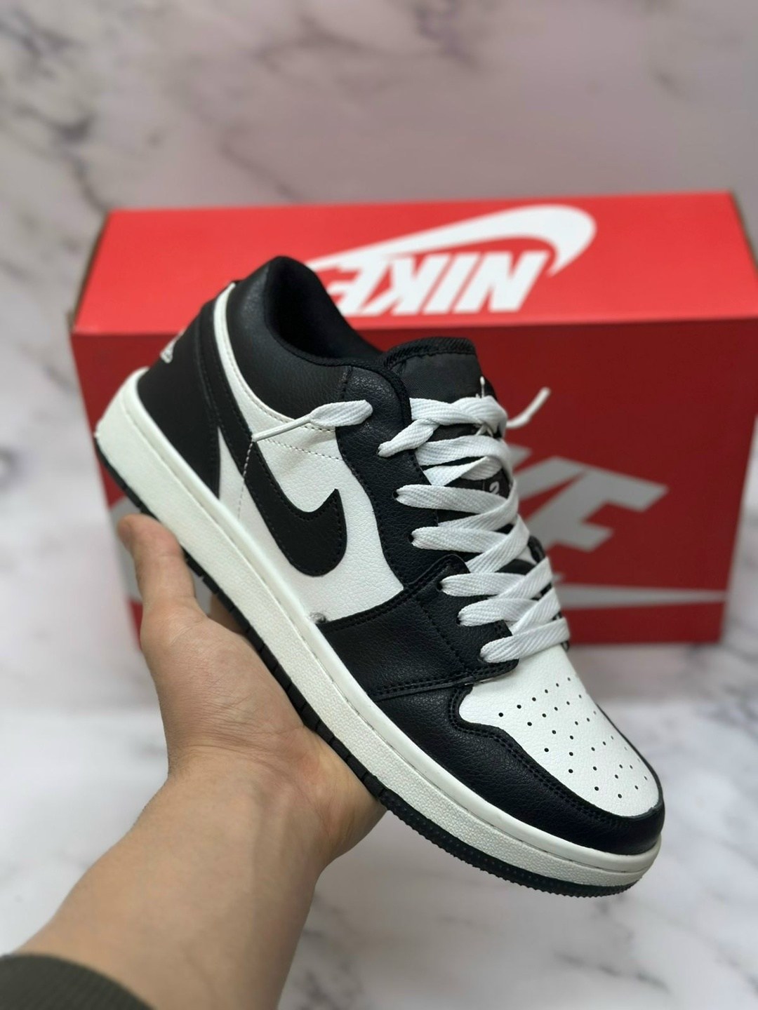 nike air jordan 1 low,nike air jordan 1 low travis scott,nike air jordan 1 low travis scott reverse mocha,кроссовки найк аир джордан,кроссовки nike air jordan 1 low