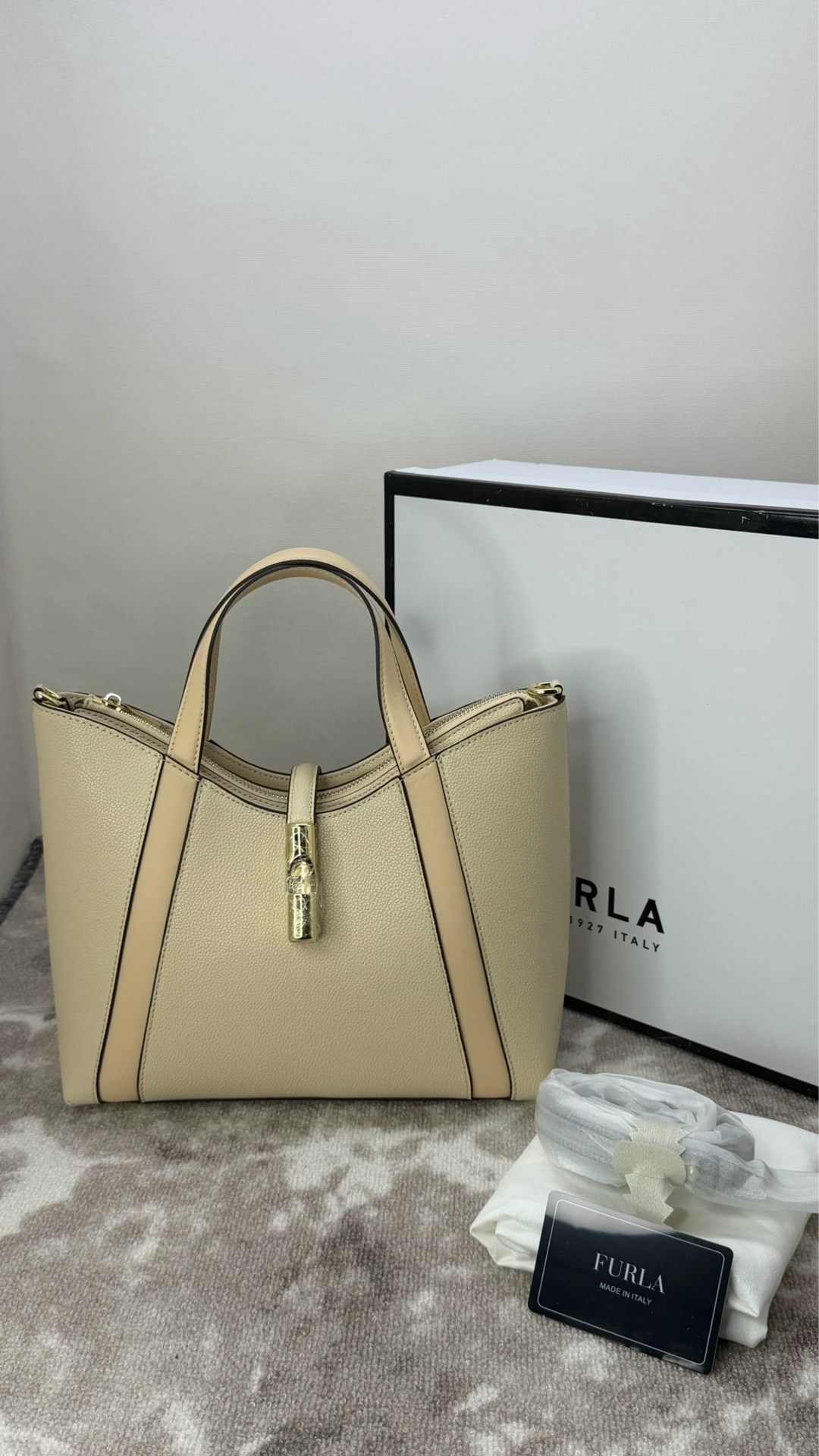 сумка furla,женская сумка furla,бежевая сумка,сумка furla оригинал,сумка