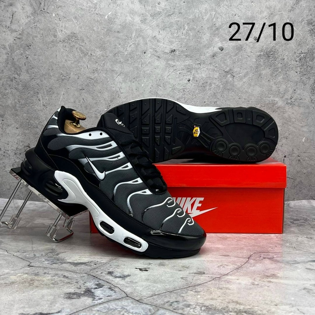 кроссовки nike air max tn plus,кроссовки мужские nike air max tn plus,кроссовки nike air max tn plus ultra белые с серым,кроссовки найк air max tn plus летние дышащие,найк air max plus tn кроссовки
