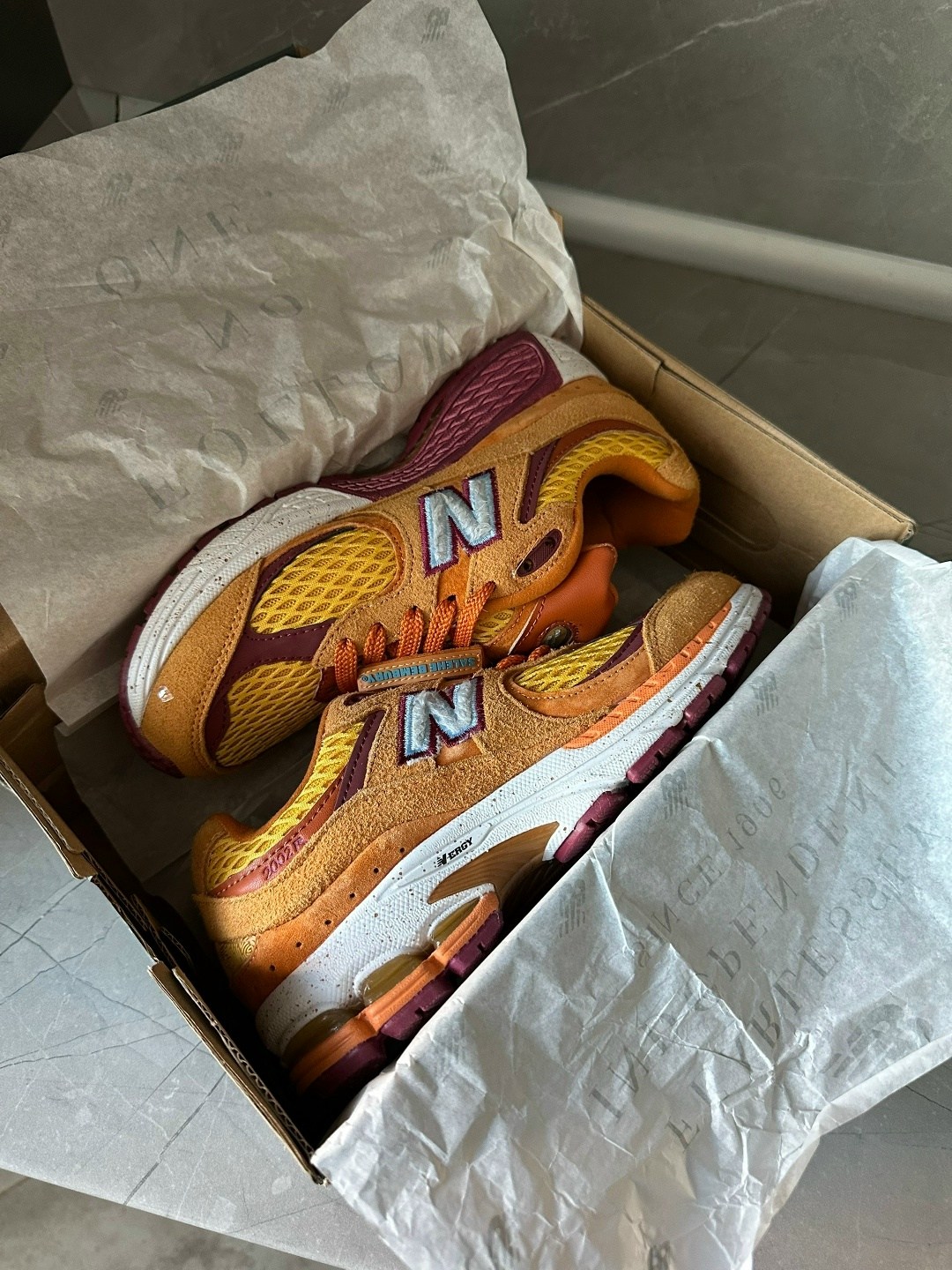 new balance 2002r salehe bembury,new balance 2002r оранжевые,кроссовки new balance,кроссовки new balance 2002,кроссовки new balance 2002 r