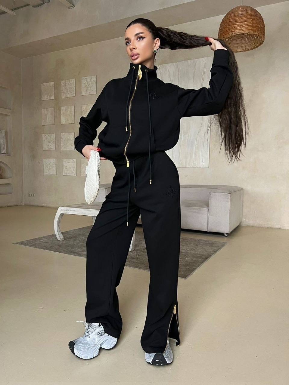 спортивный костюм loro piana,женский спортивный костюм,костюм женский,спортивный костюм,повседневный спортивный костюм