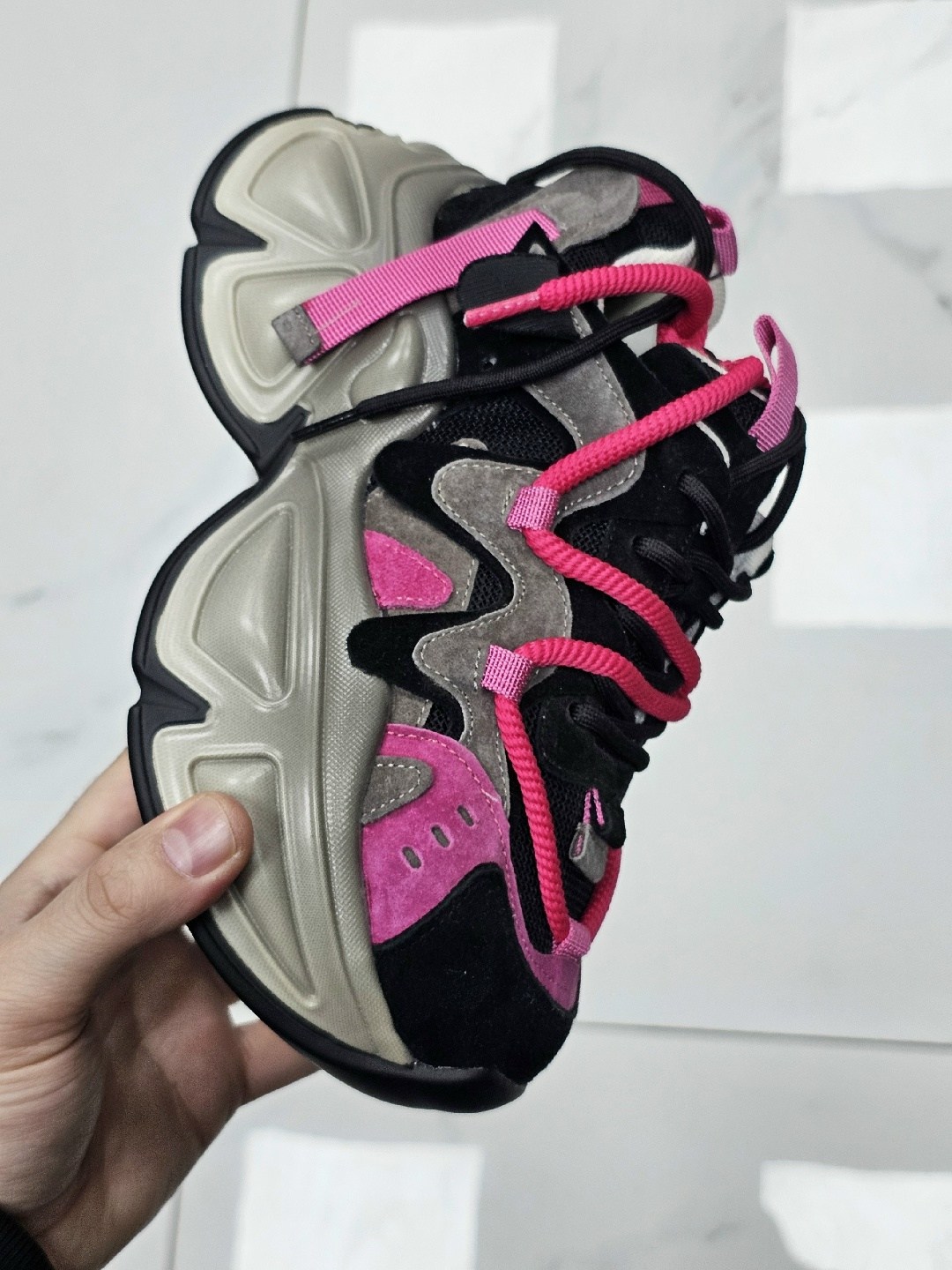 кроссовки,женские кроссовки,розовые кроссовки,розовые женские кроссовки,кроссовки для женщин