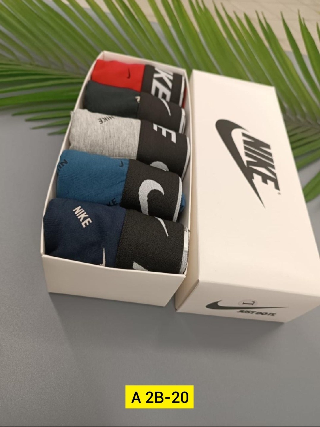 комплект трусов nike,мужские трусы фирменные в коробках,набор мужских трусов,мужские трусы nike,комплект трусов мужские боксеры