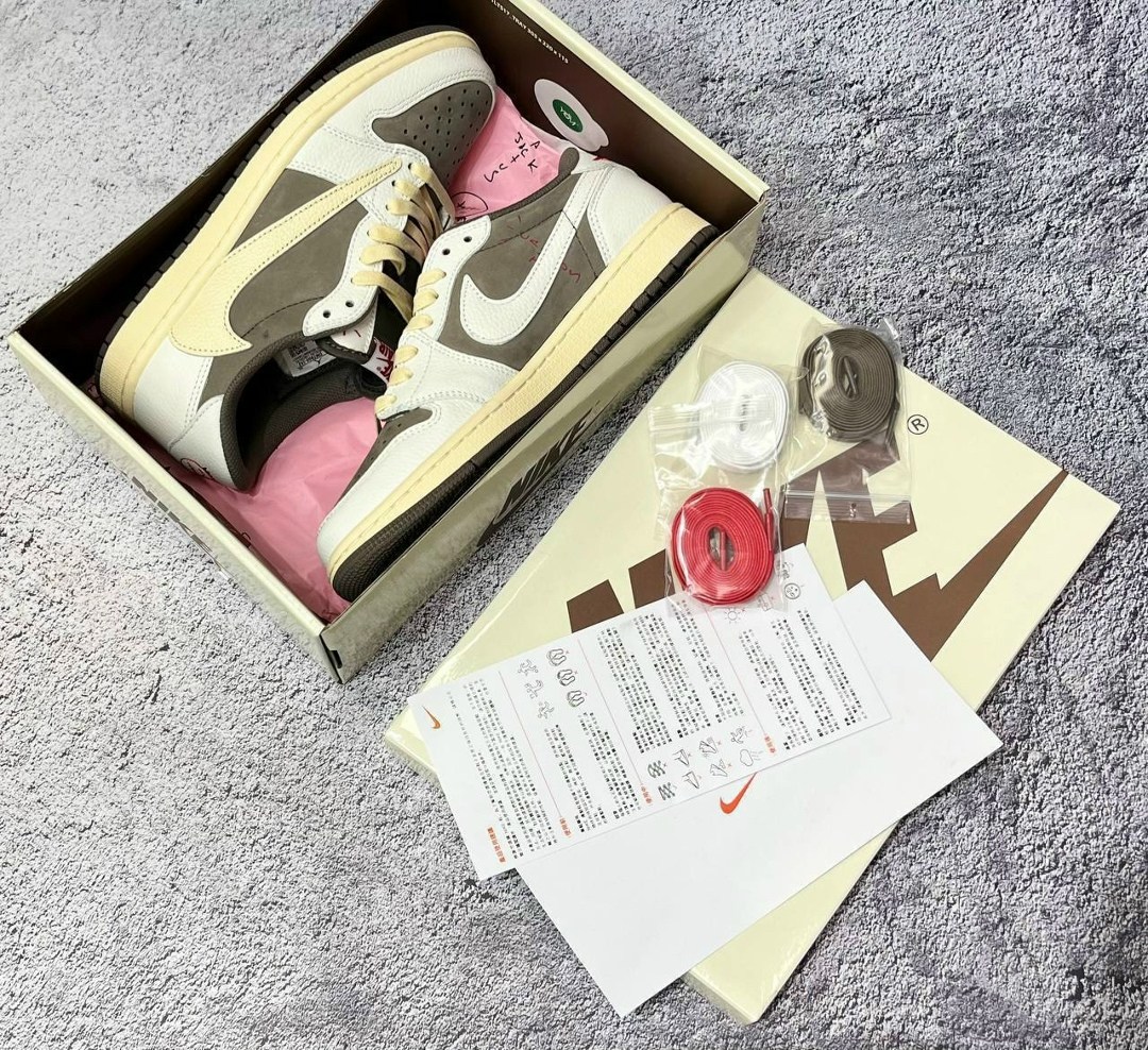 nike air jordan 1 low travis scott,nike air jordan 1 low travis scott reverse mocha,nike air jordan 1 low x travis scott,air jordan 1 low travis scott,кроссовки nike air jordan 1 low travis scott oliv