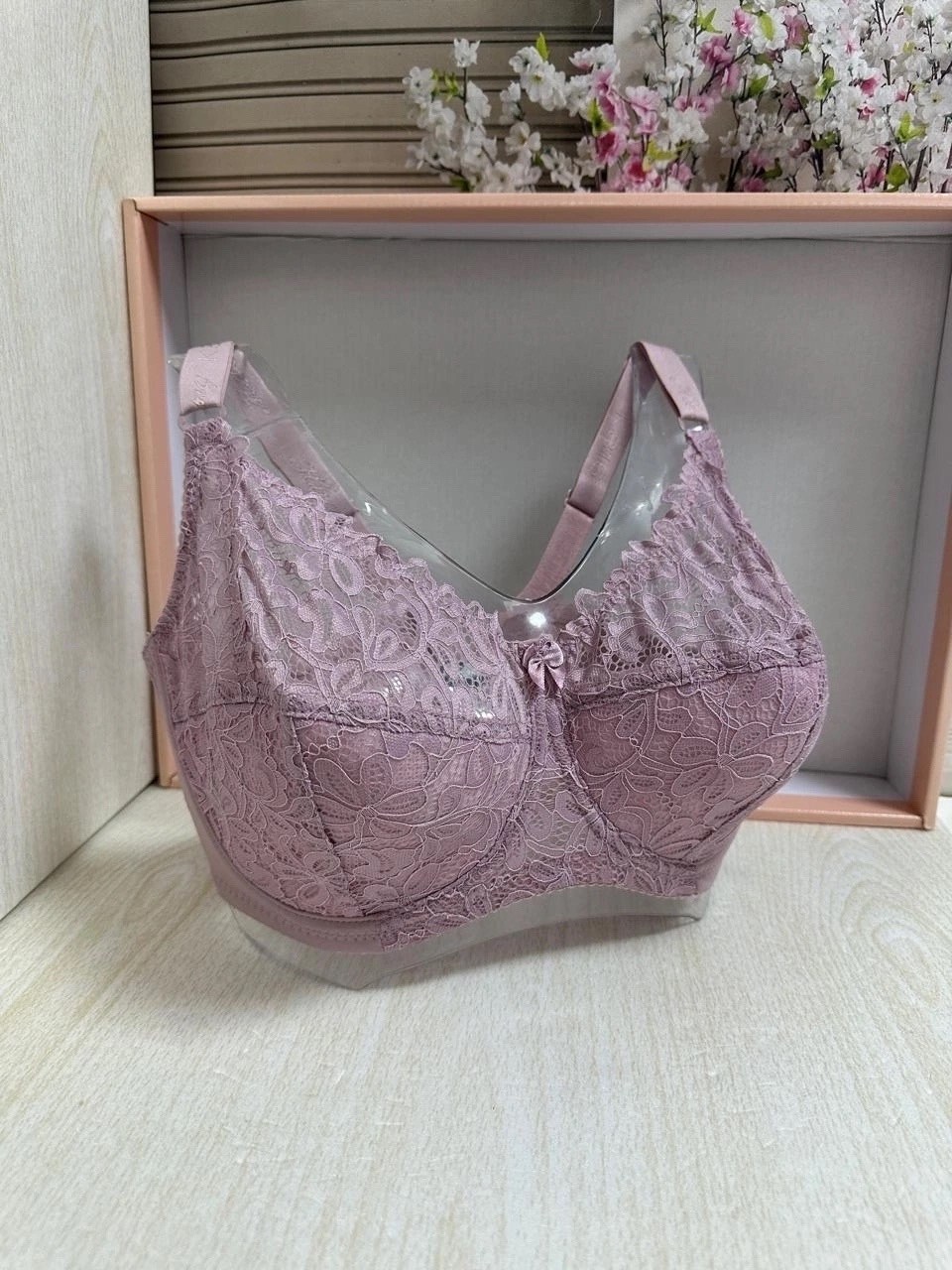 бюстгальтер женские,бюстгальтер,женская нижнее белье,бюстгальтер женское нижнее белье,бюстгальтер кружевное