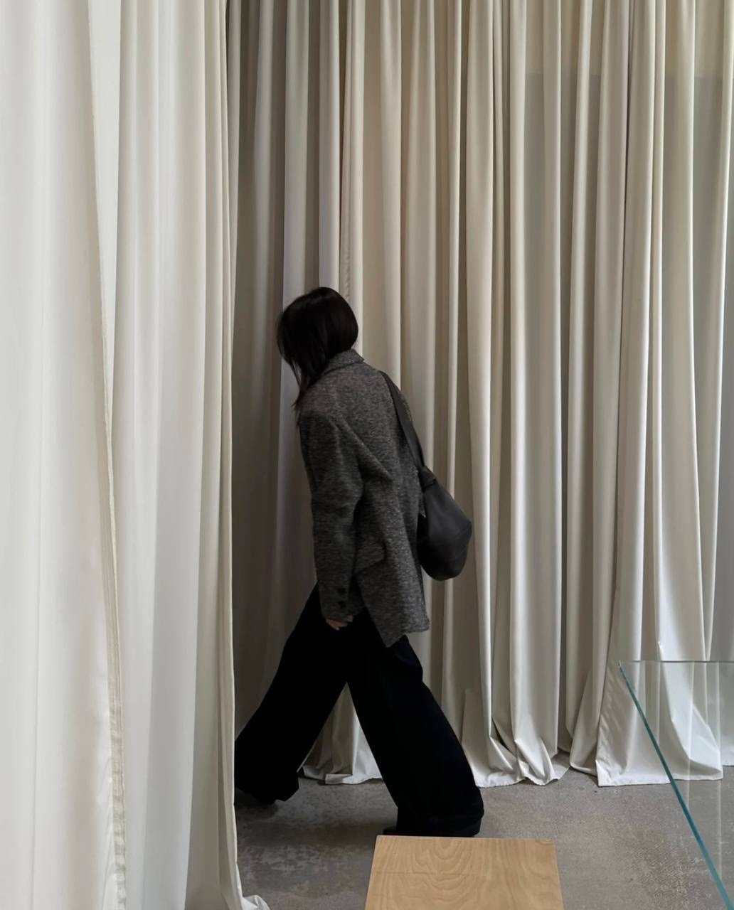 шерстяное пальто,стиль одежды,пальто пиджак,серое пальто,полупальто