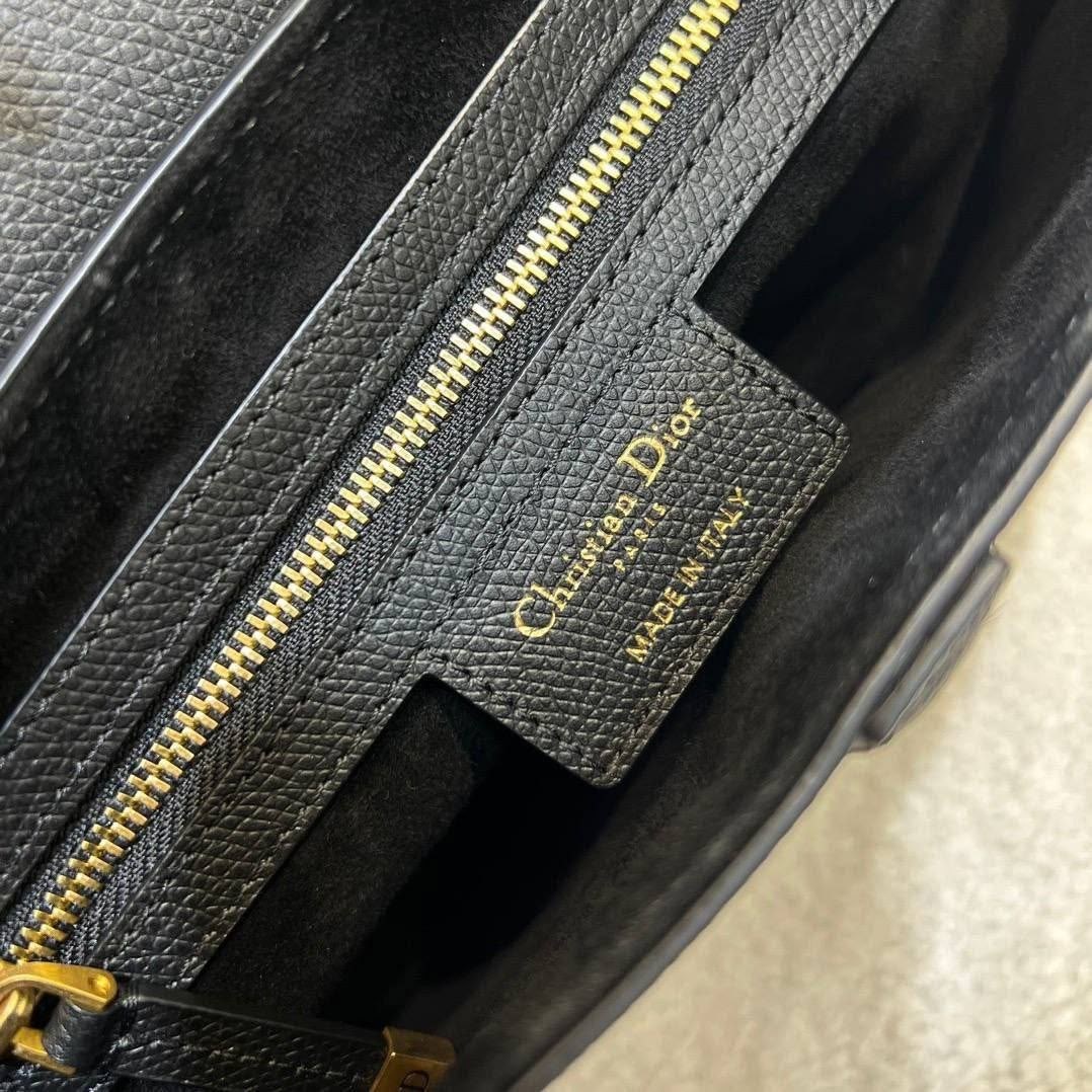 женская сумка dior saddle,сумка dior,dior saddle,dior saddle bag,сумка dior седло