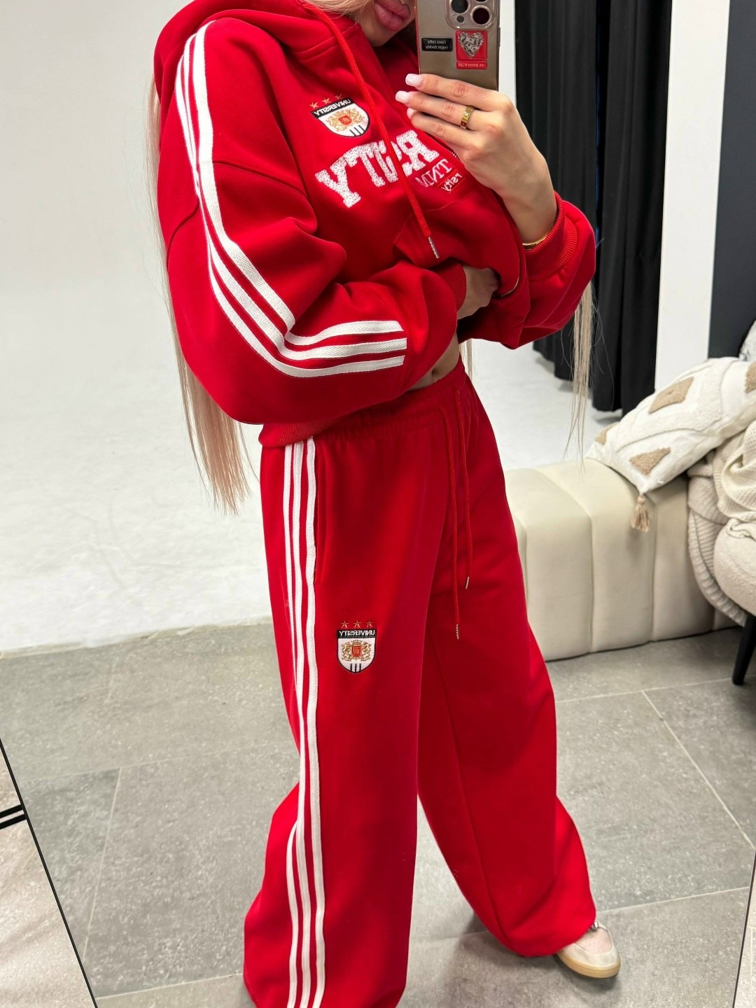 loro piana женский красный костюм,спортивный костюм женский,костюм спортивный,женский красный костюм miu miu,красные спортивные костюмы